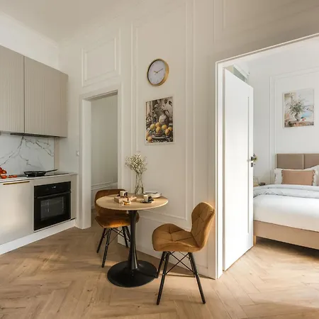 Апартаменты Astor By Fragola