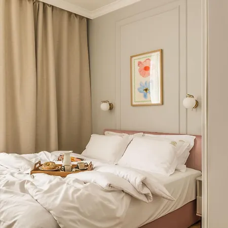 Apartment Astor By Fragola Krakau
