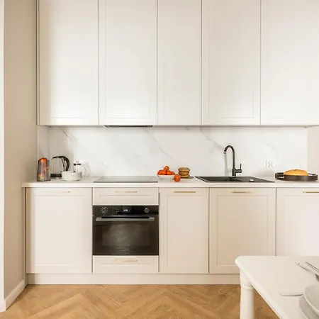 Astor By Fragola