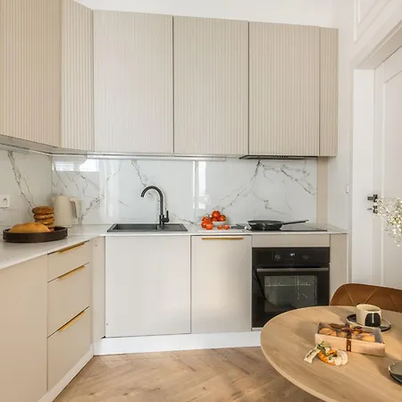 Astor By Fragola * Cracovia