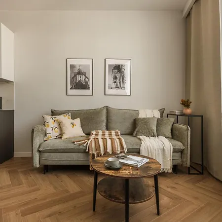 Astor By Fragola
